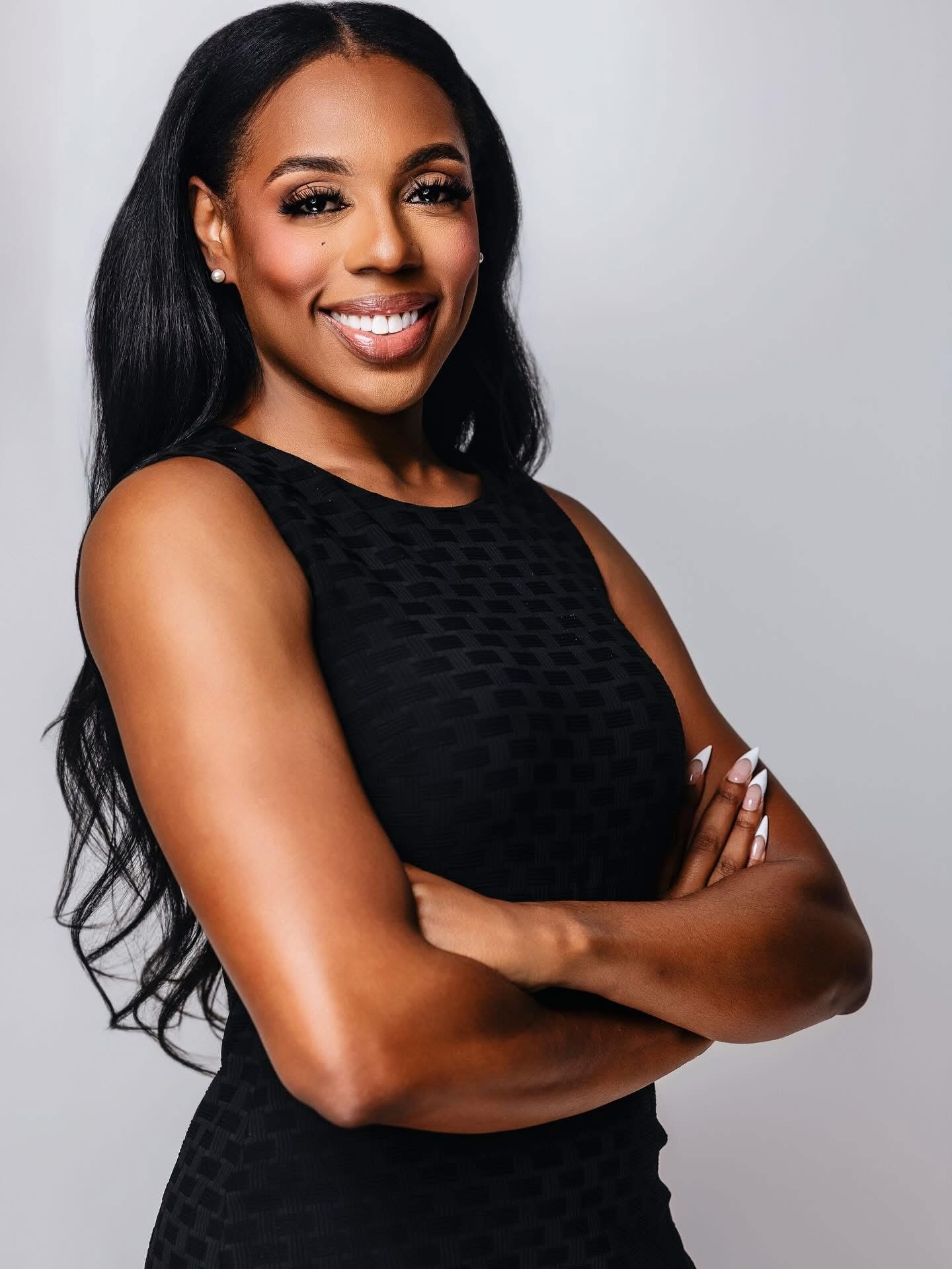 Glam — Studio Headshot